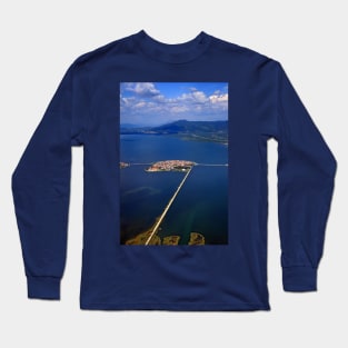 Little town in the heart of the lagoon Long Sleeve T-Shirt